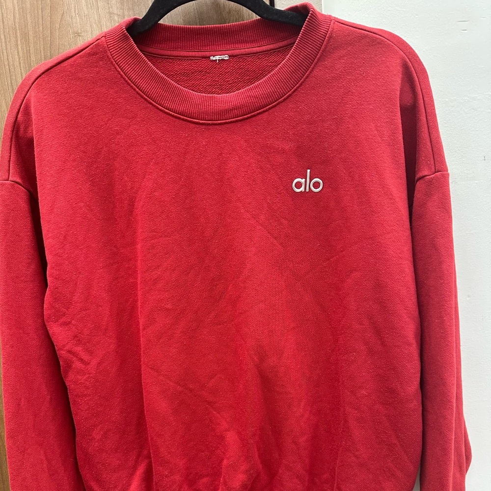ALO Yoga Red sweatshirt